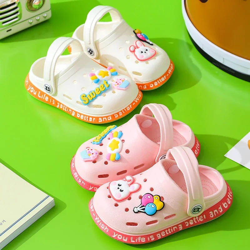 Zapatillas de jardín de verano para niños y niñas, sandalias de playa, ligeras, transpirables, bonitos dibujos animados, pantuflas para bebé