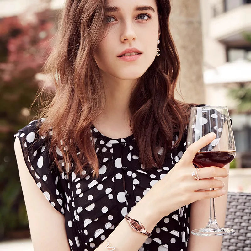 Pequeños Relojes de Pulsera Dorados Retro para Mujer Relojes de Pulsera Vintage con Brazalete de Acero Relojes de Pulsera de Cuarzo Negros Reloj Mujer