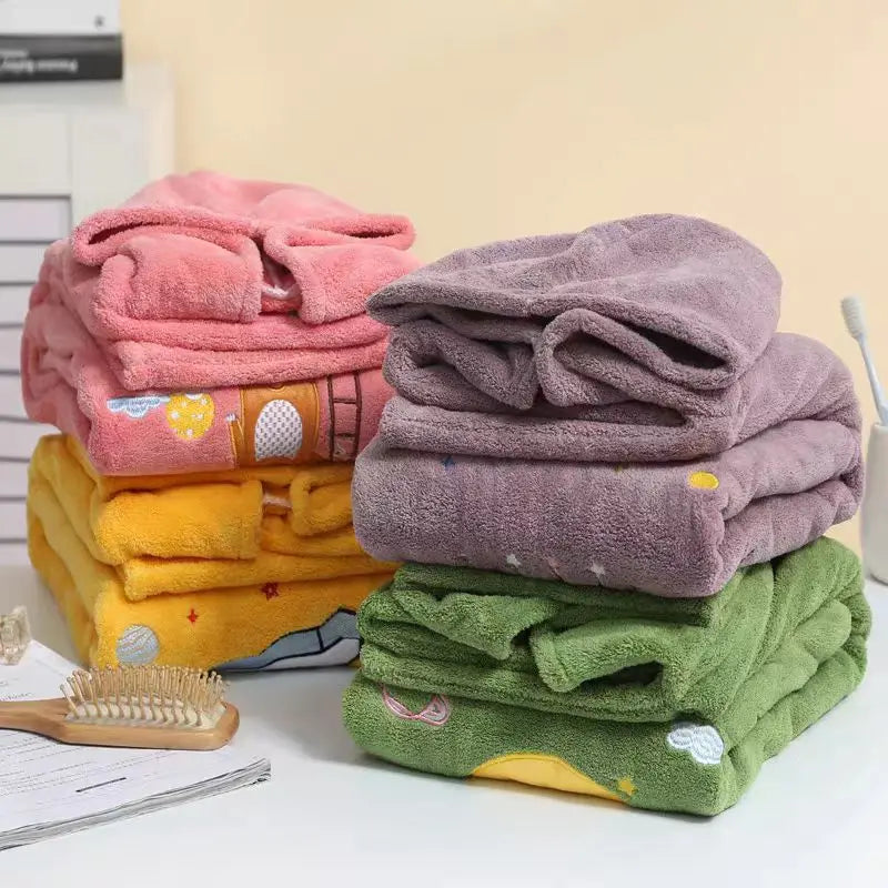 Toalla de baño: Vestido de baño de 580g de grosor para uso doméstico, lavable y envolvente para mujeres adultas con cierre ajustable, suave y absorbente