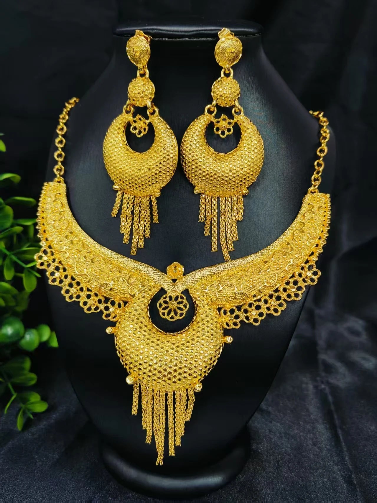 New 24K Alloy Dubai Jewelry Set For Women Necklace Earrings Indian Thailand Bride Wedding Two Piece Set Wholesale Gold Color