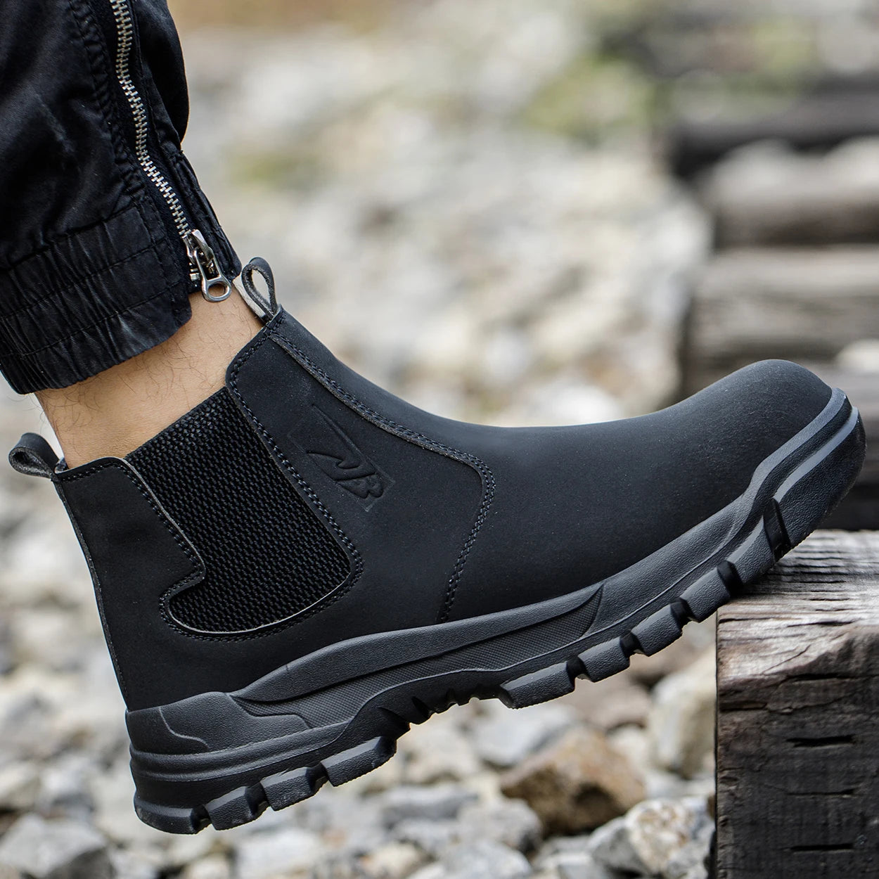 Zapatos de seguridad impermeables para hombre, botas de cuero con punta de acero, calzado masculino, botas de trabajo de construcción indestructibles, color marrón
