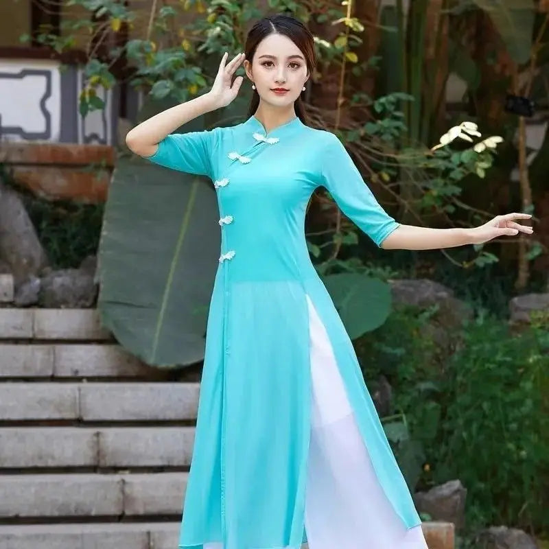 Women’s Vietnamese Ao Dai