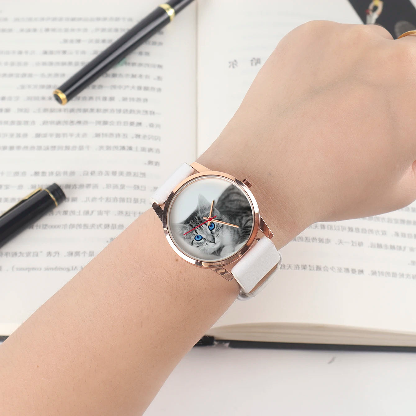 Relojes para Hijo Amiga Mujer Esposa Familia Logo Gato Reloj de Pulsera para Mujer Esfera DIY Cuarzo Esposas Mascota Foto Personalizada