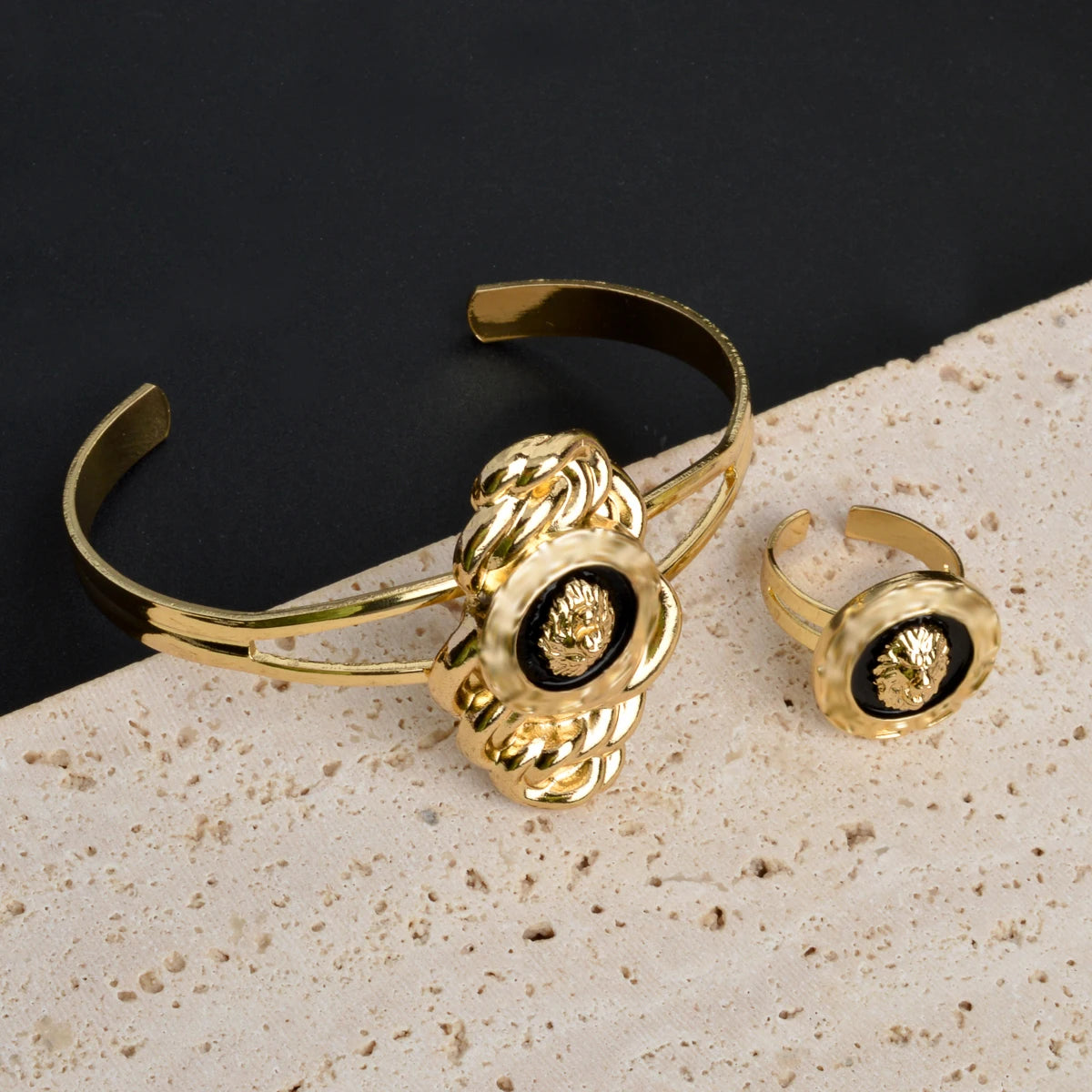 Conjunto de joyas de lujo de Dubái para mujer chapado en oro de 18 quilates, collar de león, pulsera, anillo, pendientes, accesorios de joyería para boda nupcial