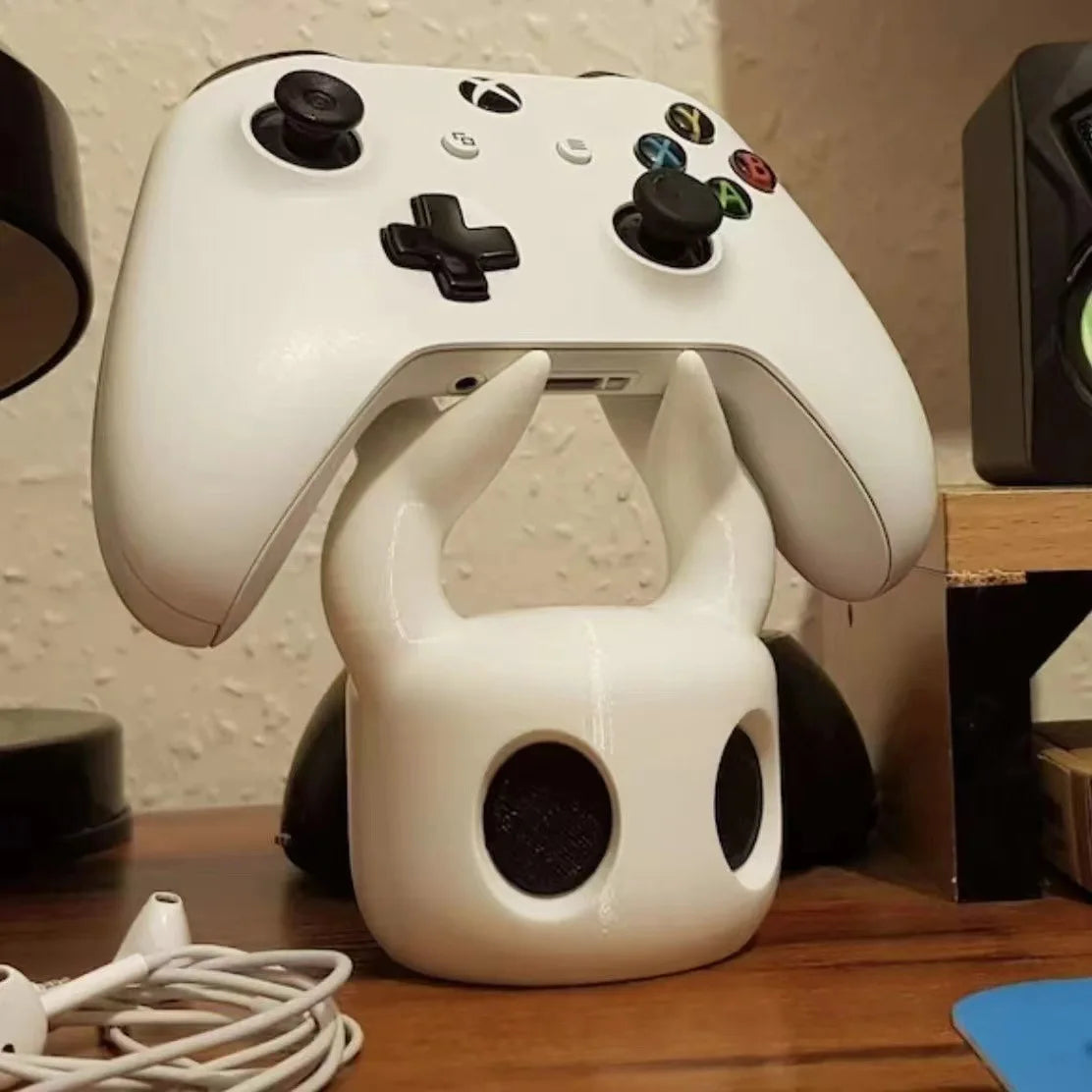 Premium Gaming Controller Stand Elegant Desktop Display Holder Organizer forSwitch PC Accessories Modern Design