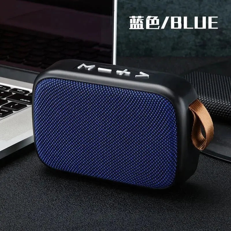 Nuevo altavoz inalámbrico portátil para exteriores con subwoofer, mini altavoz para el hogar de tela y tarjeta.