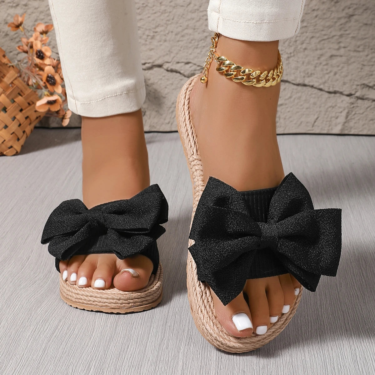 Zapatillas de mujer con lazo a la moda, sandalias antideslizantes, resistentes al desgaste, zapatos cómodos, suela blanda, tacón plano, pantuflas para mujer