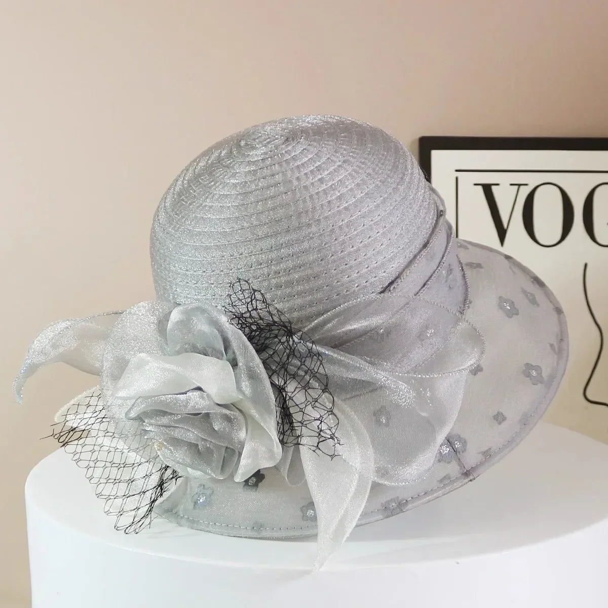Sombrero de moda para mujer, elegante, de organza, con flor, ala ancha, para el sol, estilo retro, accesorio para fiesta o banquete, plegable para la playa