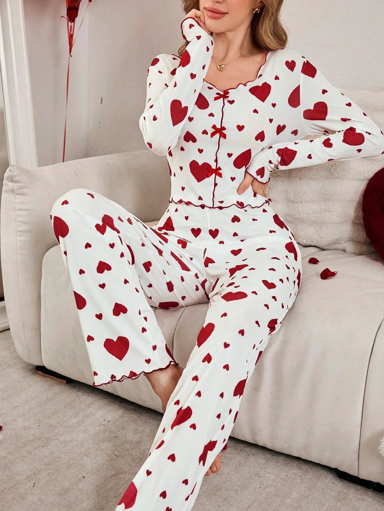 Pijama estampado de corazones
