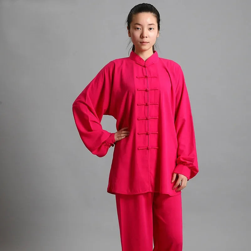 Traje tradicional de Kung Fu y Tai Chi – Gracia, fuerza y equilibrio