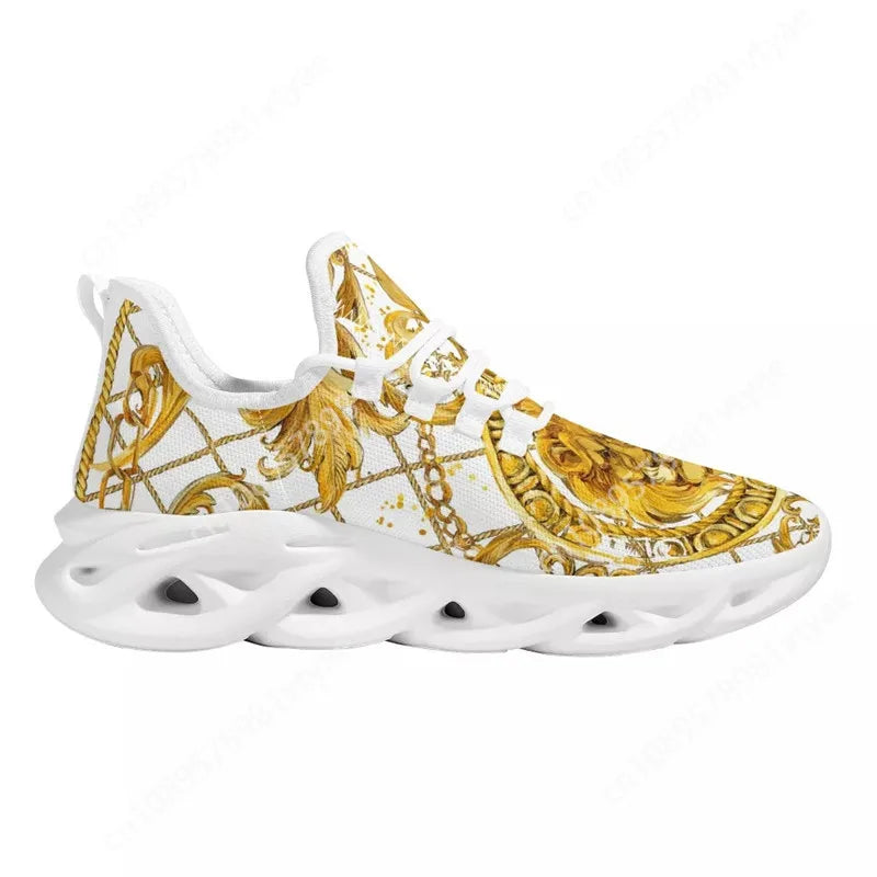 Zapatillas de lujo doradas con diseño floral, para mujer, venta caliente, deportivas suaves para exteriores, plataforma, pareja, zapatos planos informales para vacaciones, envío directo