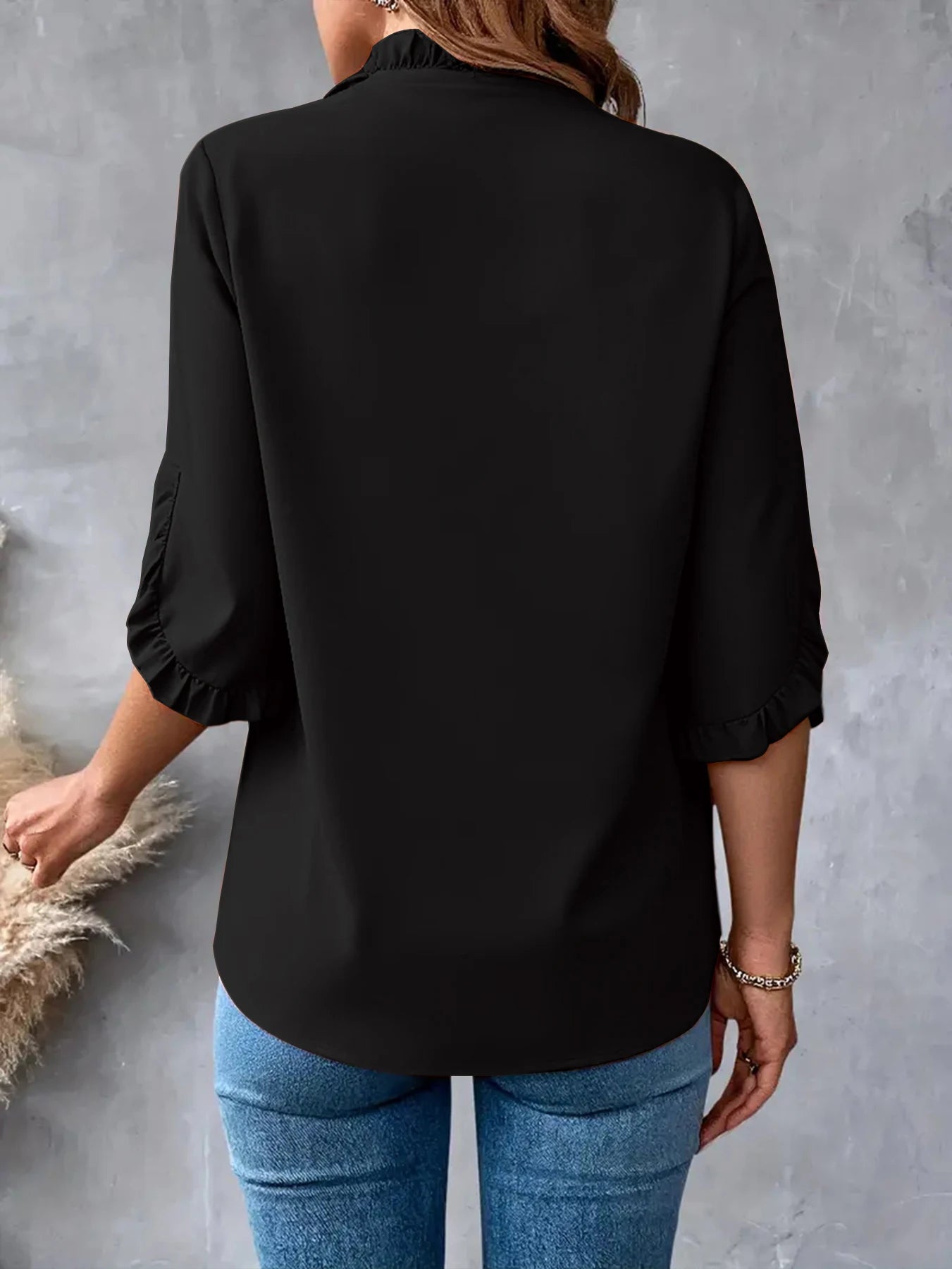 Women's Summer Tops 2025 Dressy Casual Petal Short Sleeve V Neck T Shirts Trendy Tunic Blouses Cute Tees Clothes