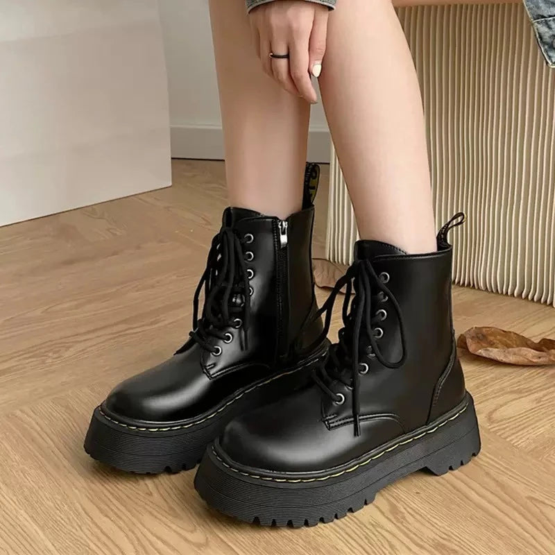 Women Fashion Boots Casual Shoes Woman Leather Chelsea Ladie Classic Punk Female Goth High Platform Boots Women Botas Mujer