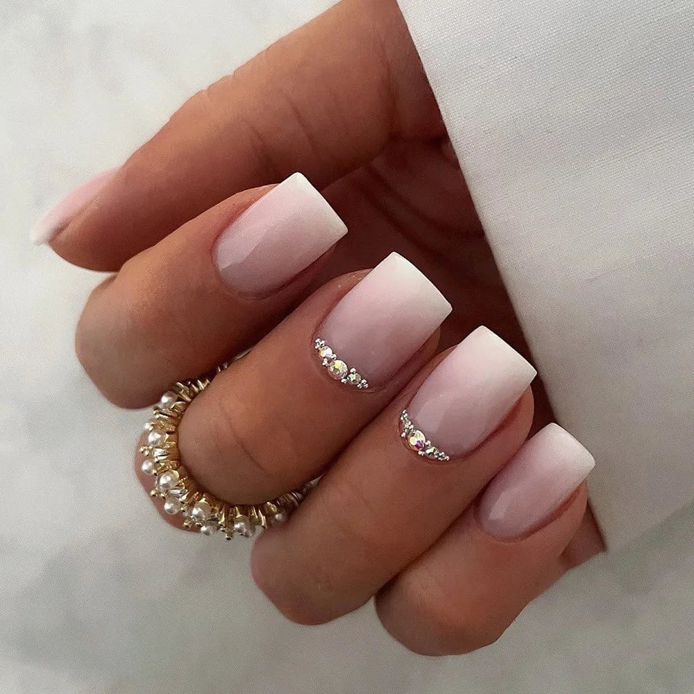 24 Uds uñas postizas de degradado blanco, cortas, cuadradas, bailarina, sencillas, de presión, usables, de color nude, puntas de manicura de cubierta completa