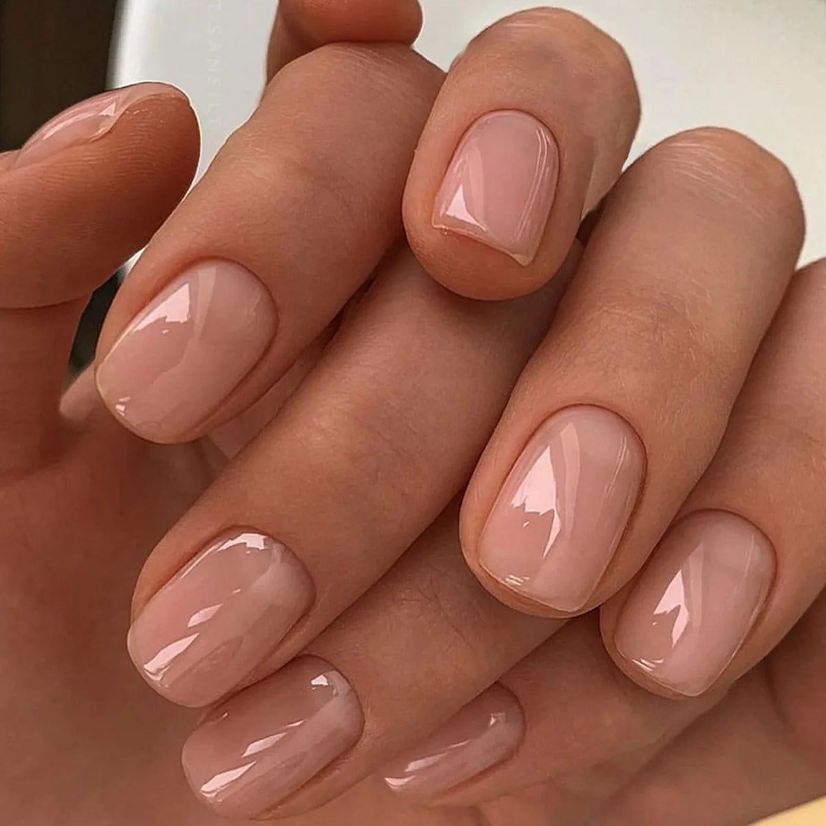 24 Uñas postizas simples con diamantes rotos, cortas, cuadradas, a presión, con diseño de ballet, cobertura completa, color blanco degradado