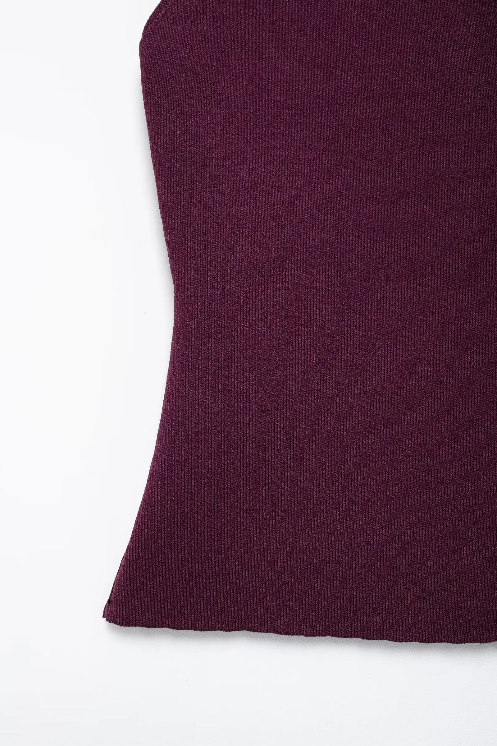 TRAFZA Conjunto de Falda de Mujer de Punto Rojo Vino con Chaleco sin Mangas con Cuello en V Ajustado + Falda Larga Sólida de Cintura Alta con Cremallera y Retazos Estilo Urbano