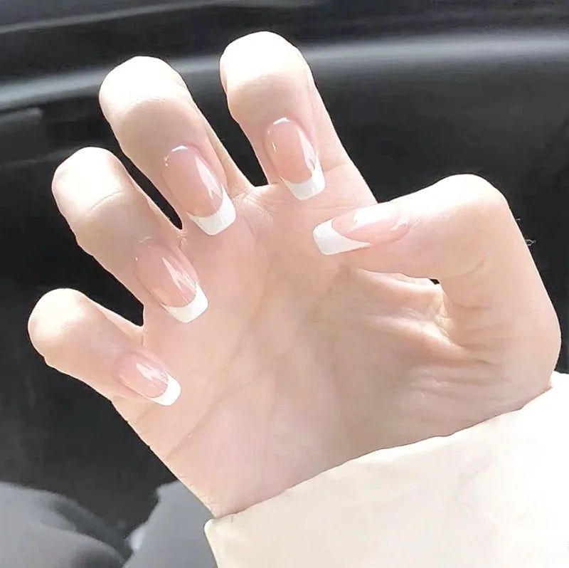 24 Uds uñas postizas de degradado blanco, cortas, cuadradas, bailarina, sencillas, de presión, usables, de color nude, puntas de manicura de cubierta completa