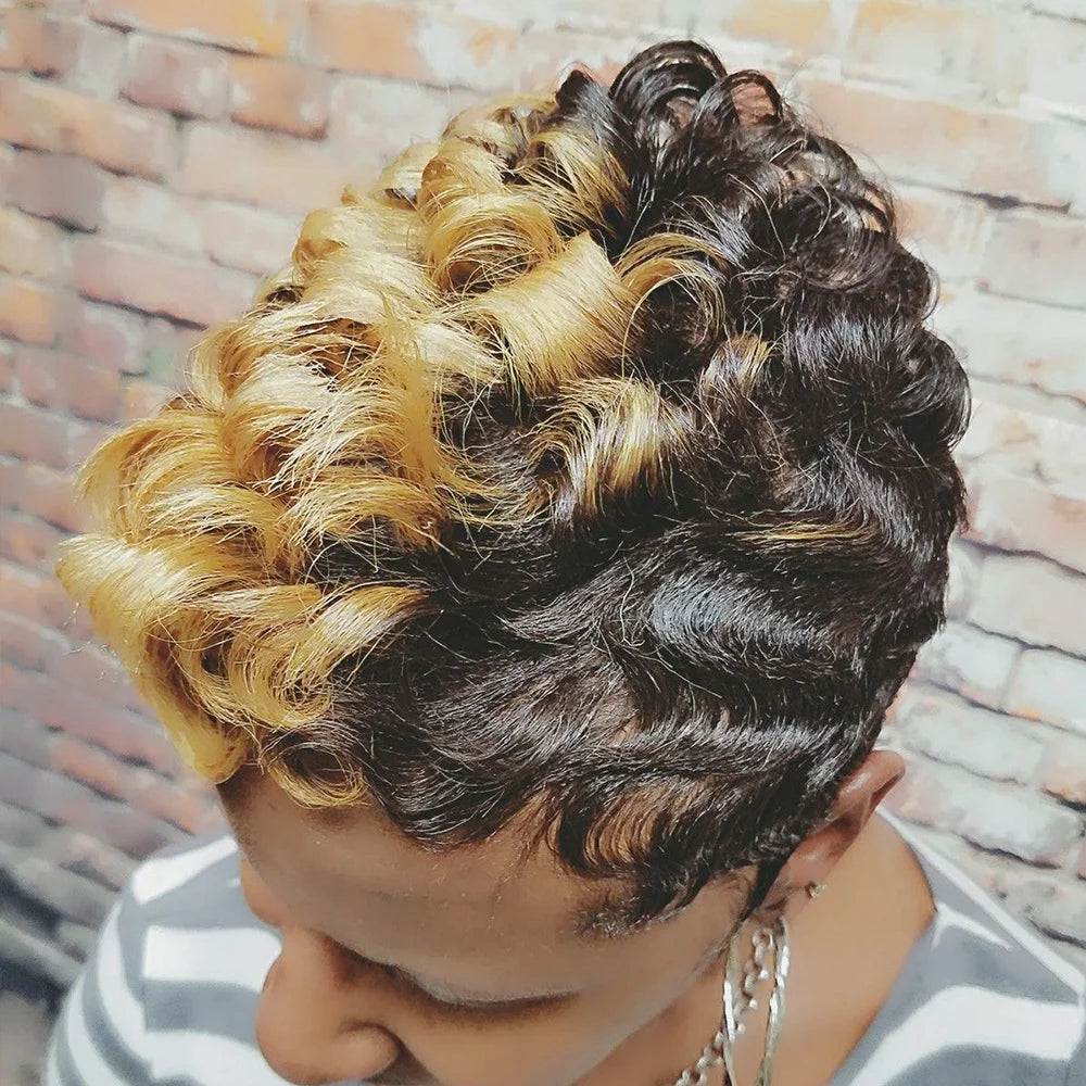 Perruque bouclée en cheveux humains de coupe pixie