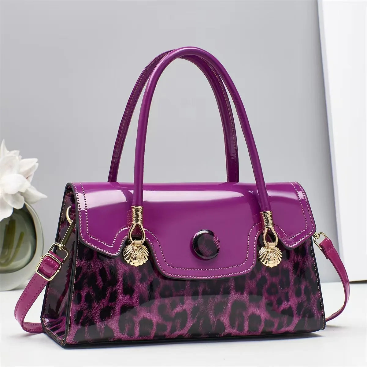 Bolso cruzado con estampado de leopardo