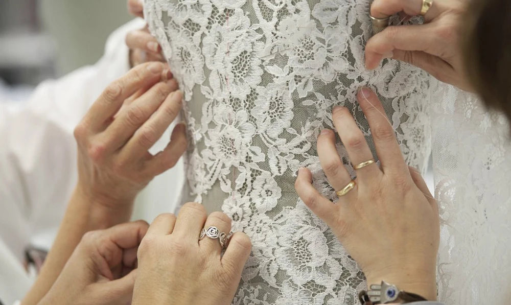 Lujosos Vestidos de Novia para Mujer sin Guantes Exquisito Satén Superficie Vestido de Novia Largo con Cola Vestidos De Novias Personalizados