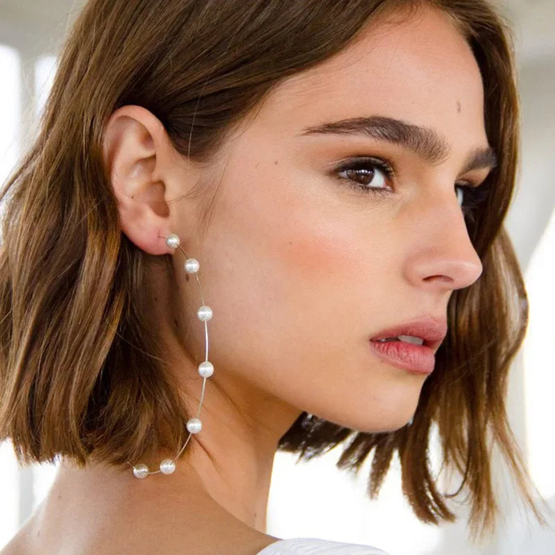 Nuevos exquisitos pendientes de circonita de colores en forma de corazón para mujer, pendientes de esmalte blanco a la moda con temperamento amoroso, joyería de boda