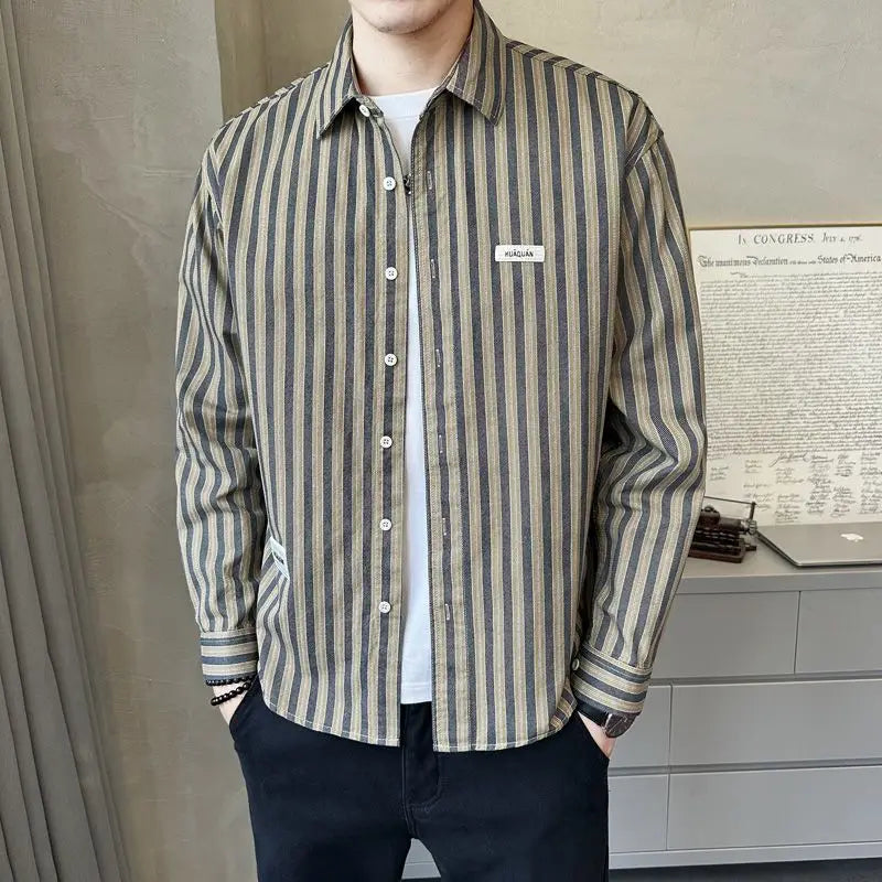 Camisa de rayas de manga larga para hombre, nueva camisa versátil de moda con rayas verticales, a la moda