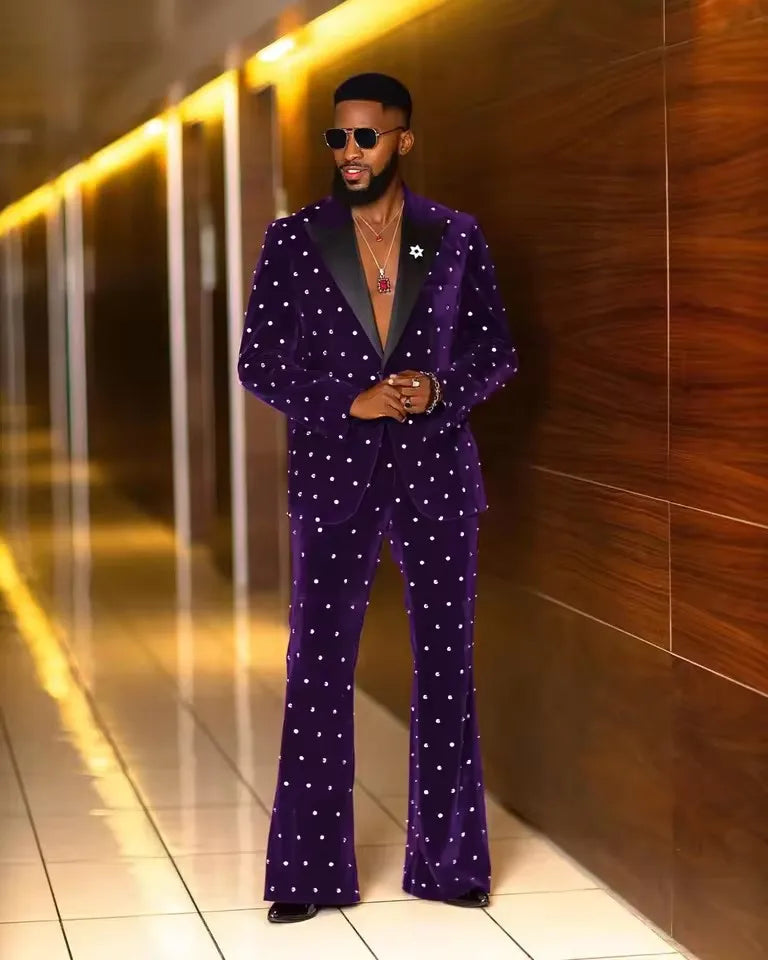 Trajes de boda de lujo para hombre con solapa de pico, esmoquin con cuentas para novio, 2 piezas, chaqueta de terciopelo burdeos, pantalones para fiesta de graduación, hechos a medida