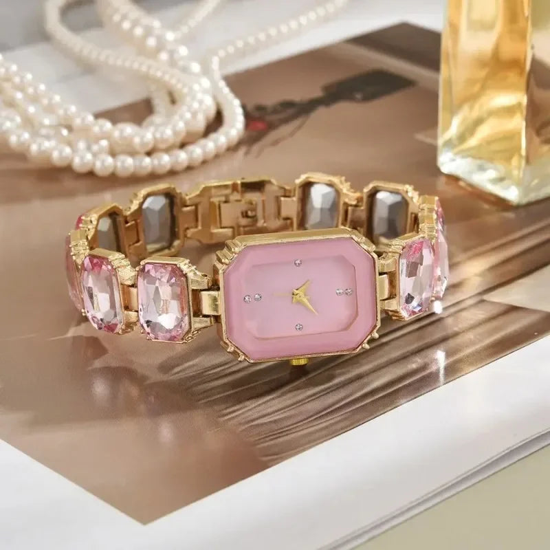 Nuevo reloj de pulsera rectangular retro brillante con diamantes de imitación para mujer, de lujo, color dorado, de acero inoxidable