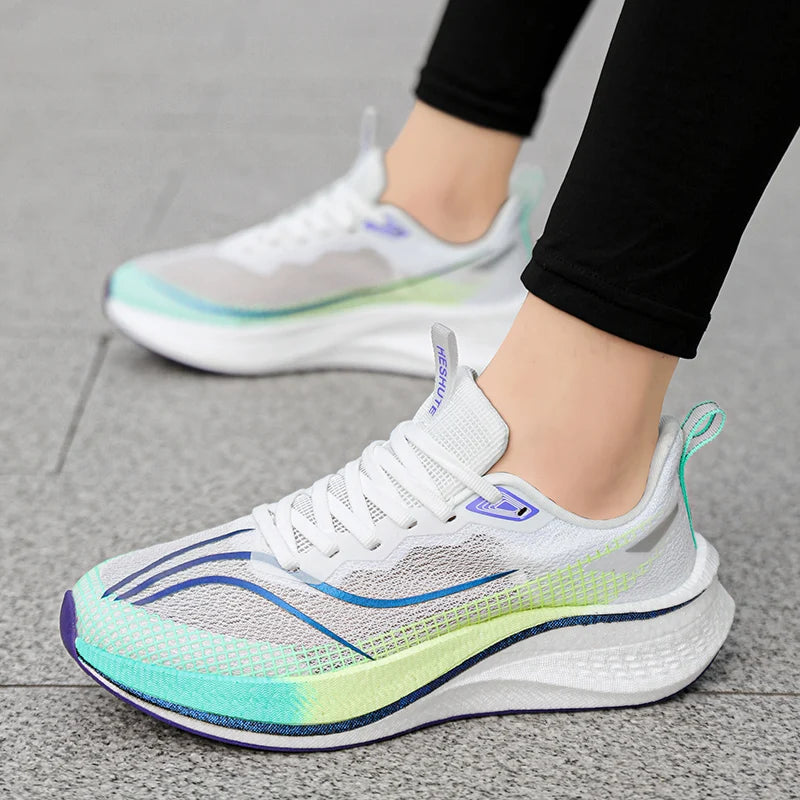 Men's New Casual Running Shoes Outdoor Running Shoes Shock-Absorbing Cushioning Ultra-Lightweight Rebound Sports Shoes Fashion
