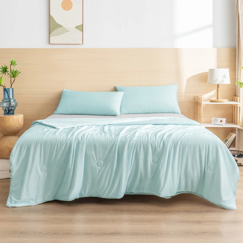 Cooling Blanket for Bed Silky Air Condition Comforter Lightweight Cooled Ice Summer Quilt with Double Side Cold & Cooling Fabric