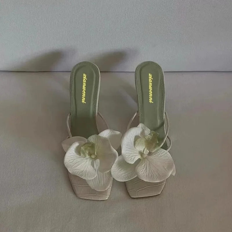 Pantuflas de mujer - Zapatos casuales y elegantes de alta calidad para mujer - Sandalias de mujer poco profundas con diseño elegante de flores - Pantuflas de mujer