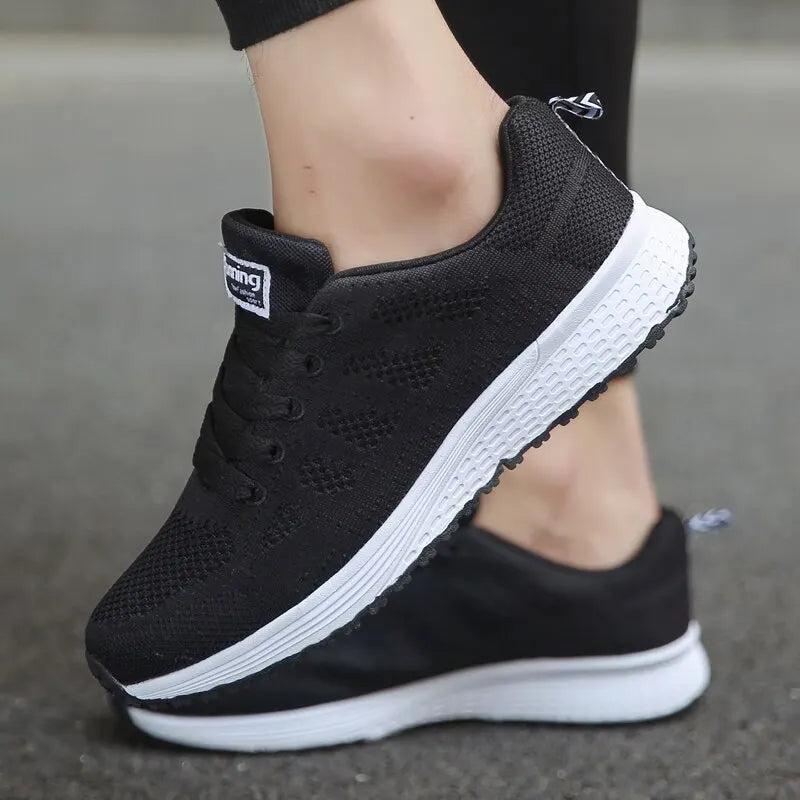 Zapatillas casuales de mujer, moda, transpirables, de malla para caminar, planas, blancas, calzado femenino