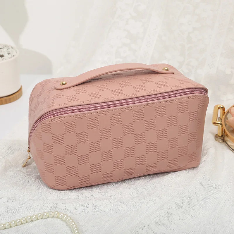 Magnetic Standing Makeup Bag