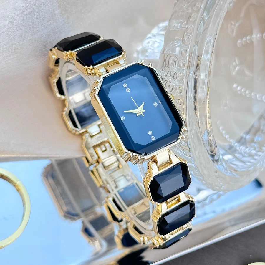 reloj de señora estilo europeo y americano de moda con esfera de diamantes de imitación, caja rectangular de color con cadena de diamantes de imitación, sección grande de mujer