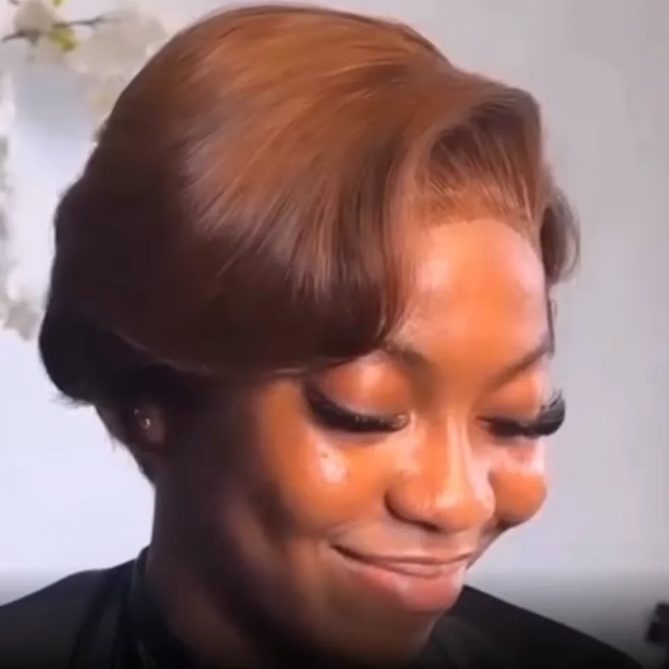 Peluca frontal de encaje Pixie con raya lateral