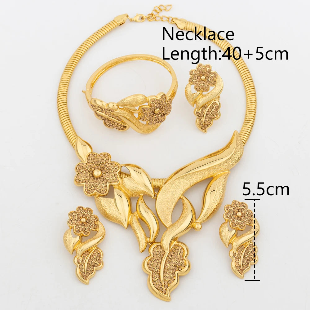 Conjunto de Joyería de Lujo con Flores – Elegancia en Color Oro de 18K para Novias y Ocasiones Especiales