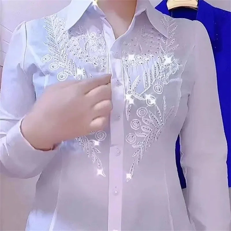 Chemises tendance blanches, rouges et bleues pour femmes, nouveau design de tempérament, brodées de strass, printemps, automne et été