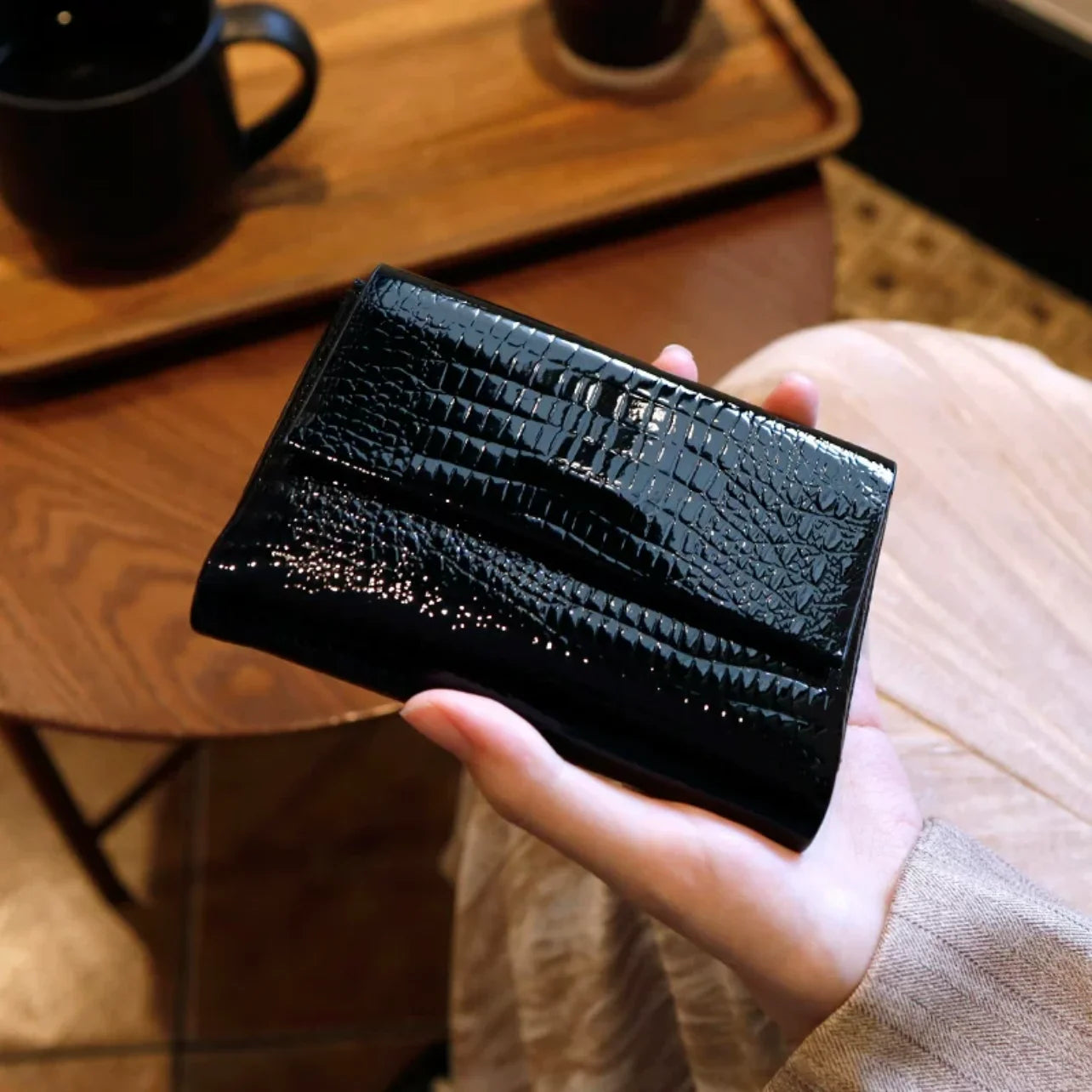 Cartera de lujo para mujer de cuero charol, estilo euro-americano, monedero, cartera de diseñador de piel de vaca con patrón de cocodrilo, compacta y de alta calidad.