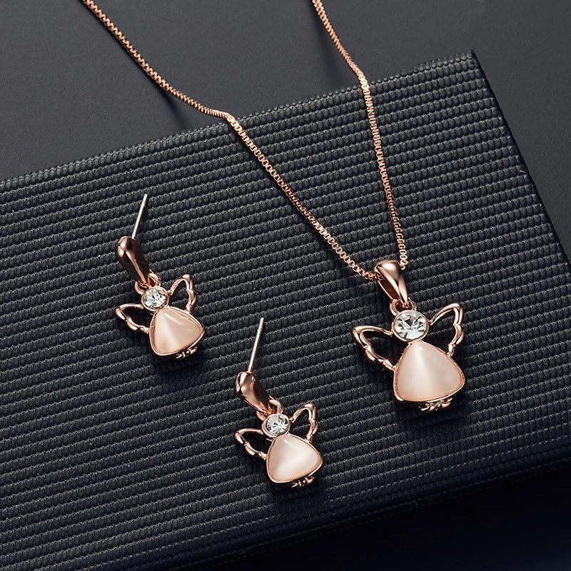 Juego de joyas de 3 piezas/set para mujer, elegante collar con colgante de diamantes de imitación en forma de gota de agua y pendientes de gancho