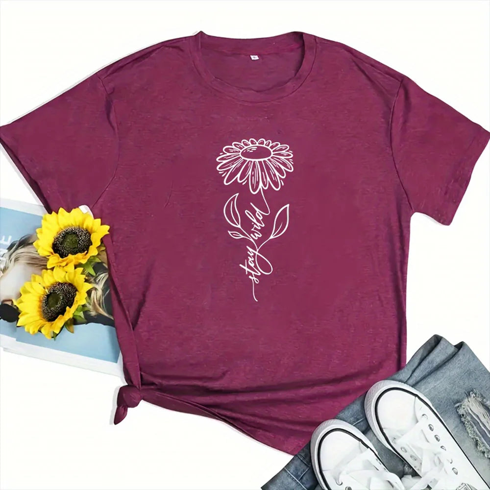 Camiseta floral con bloques de color – Estilo informal y veraniego