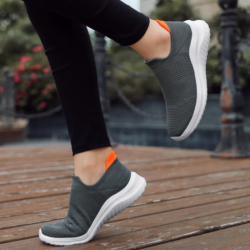 New Comfortable High shoes man and womens classic sneakers Durable White Flat Canvas Shoes size 35-44