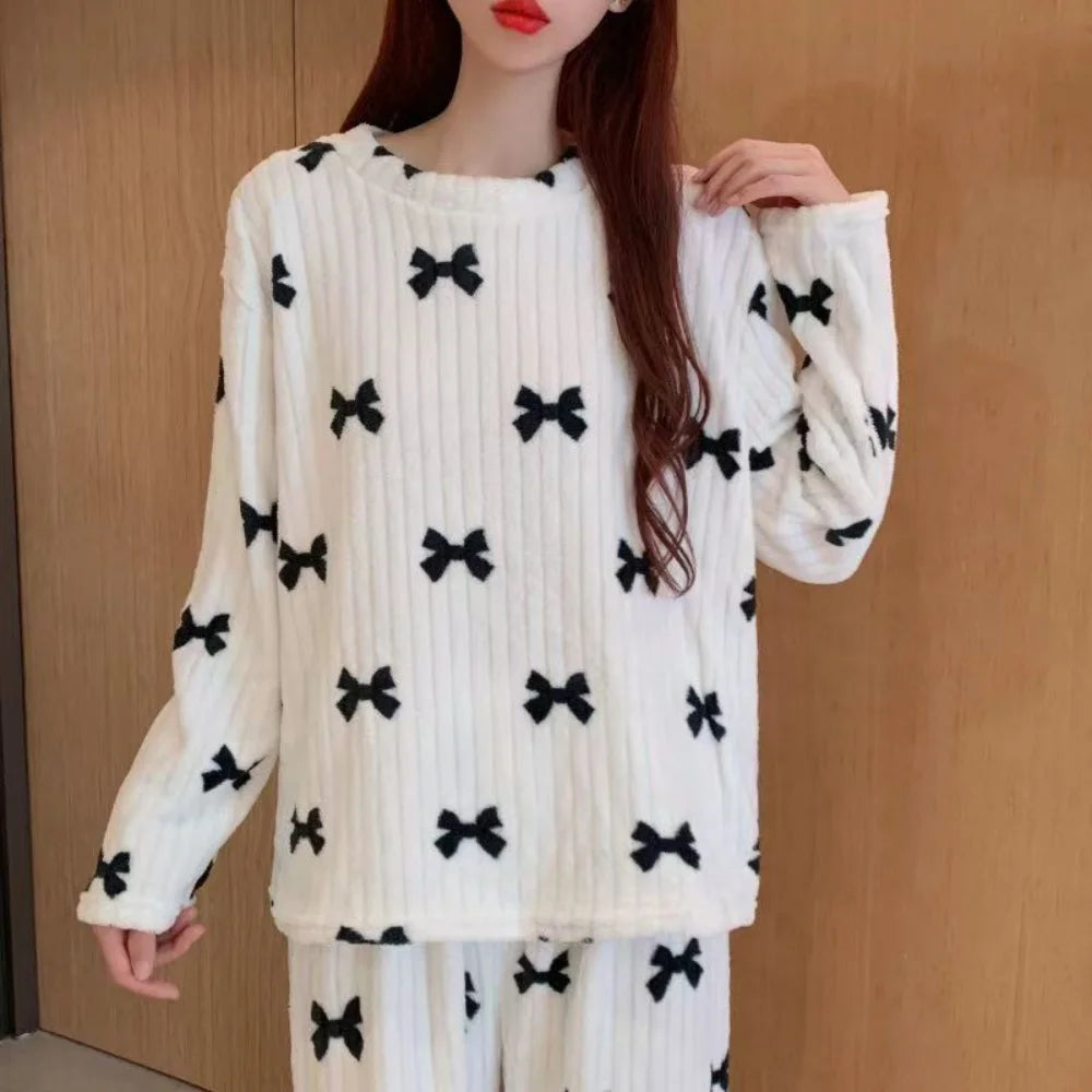 Nuevos Conjuntos de Pijama para Mujer, Pantalones Sueltos, Top con Cuello Redondo y Pantalones de Pierna Ancha con Cintura Elástica, Ropa de Casa de Invierno de Forro Polar, Dulce Conjunto con Lazo, Ropa de Dormir