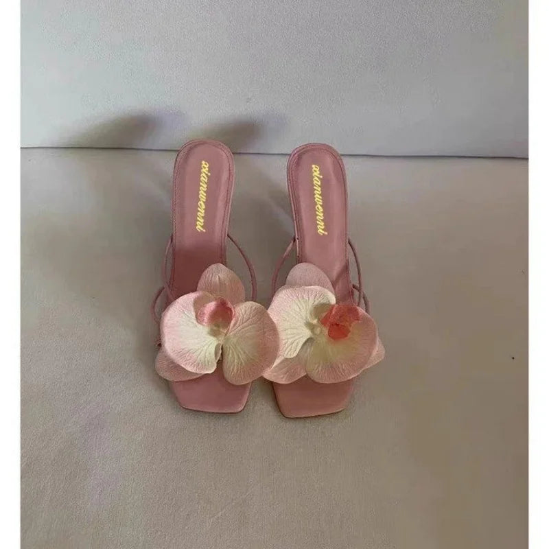Pantuflas de mujer - Zapatos casuales y elegantes de alta calidad para mujer - Sandalias de mujer poco profundas con diseño elegante de flores - Pantuflas de mujer