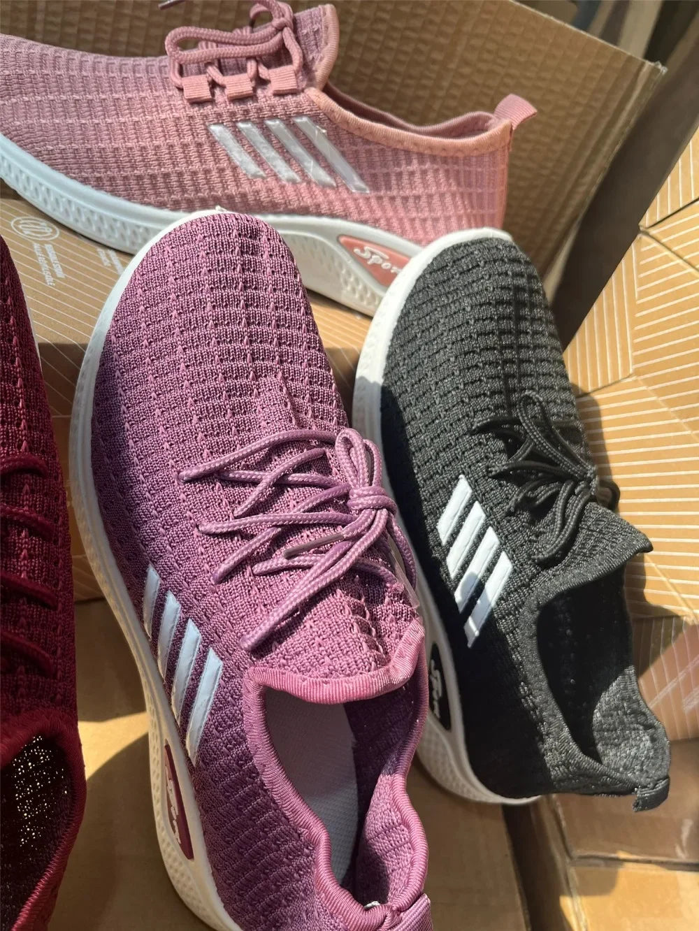 NEW Trendy Coconut Shoes Fashionable Women's Sports Shoes with Breathable Soft Soled Mesh, Lightweight Casual Flats