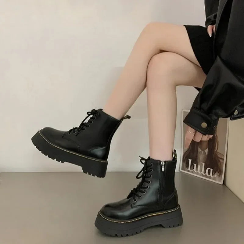Women Fashion Boots Casual Shoes Woman Leather Chelsea Ladie Classic Punk Female Goth High Platform Boots Women Botas Mujer