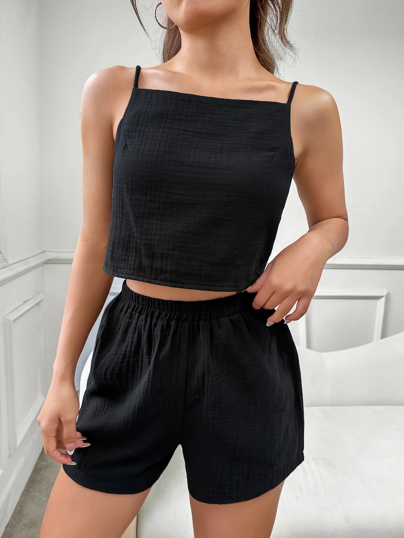 Conjunto de falda ajustado no elástico, top corto y cuello halter sexy para mujer