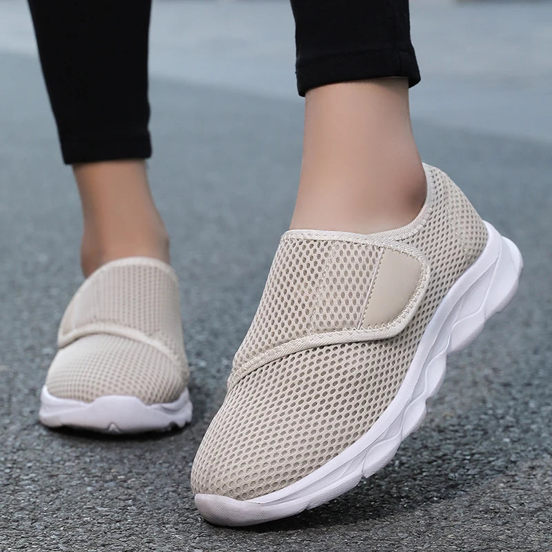 Zapatos ortopédicos casuales nuevos de ancho especial para pies hinchados con juanetes ajustables suaves y cómodos para diabéticos para caminar