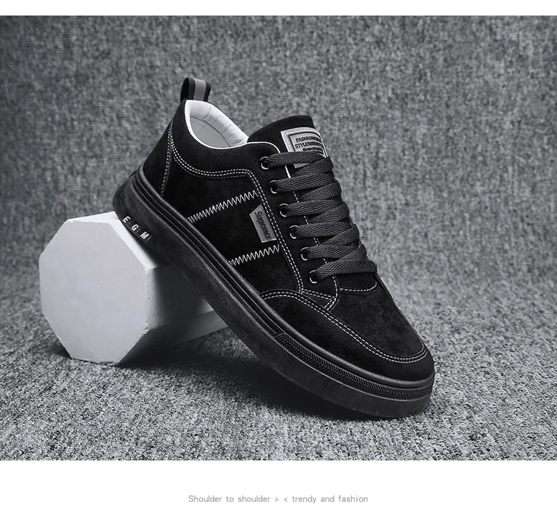 Zapatos de hombre nuevos, zapatos de seguridad de trabajo de primavera, antideslizantes, resistentes al desgaste, versátiles, informales, deportivos, de trabajo, zapatos de tabla para hombre