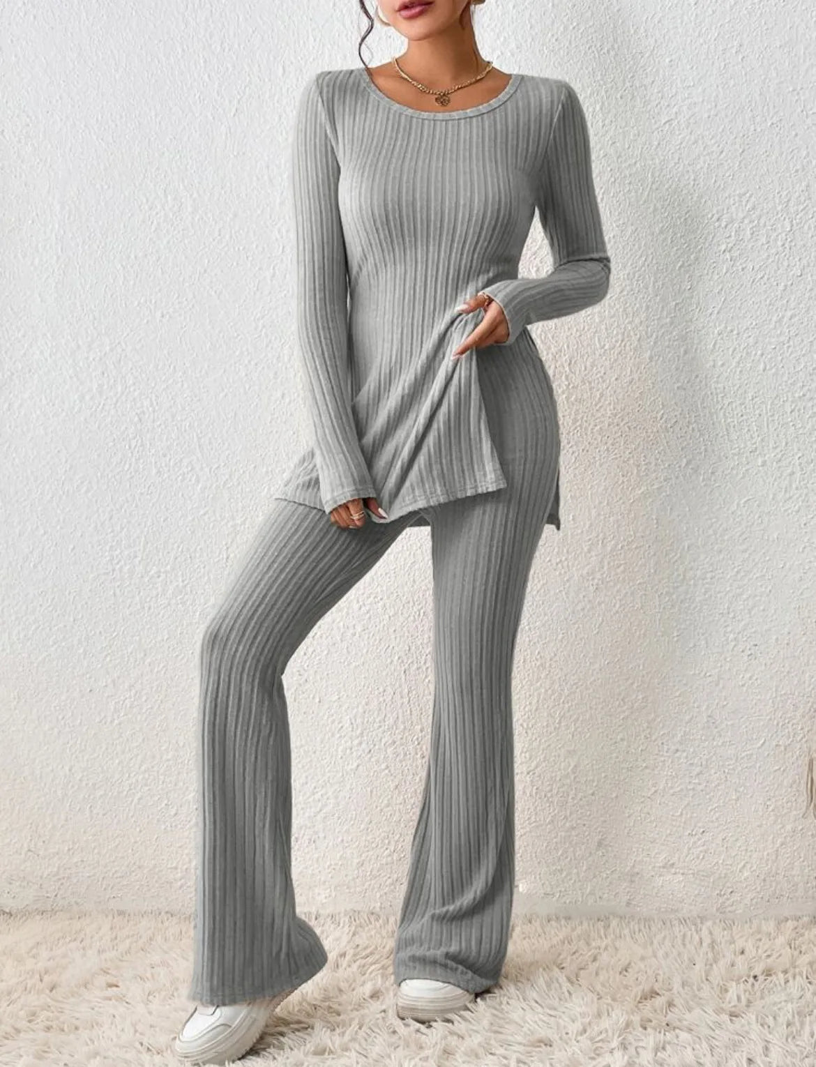 Ropa de Mujer Otoño Invierno Nuevo Estilo Color Sólido Sexy Casual Manga Larga Cuello Redondo Rajado Moda Temperamento Conjunto de Dos Piezas