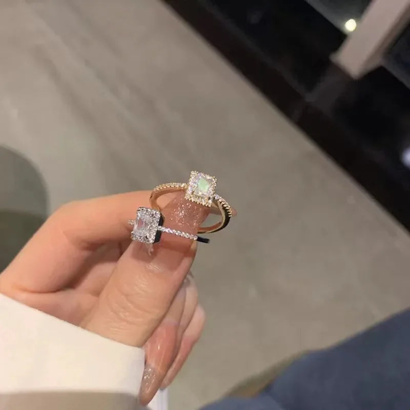 Anillos de lujo clásicos de moissanita para bodas y compromisos para mujeres, anillo cuadrado de la suerte ajustable, chapado en oro, joyería con encanto